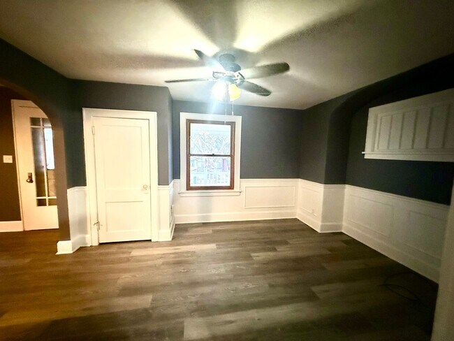 Foto del edificio - Three bedroom two bathroom home for rent