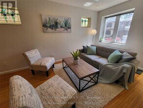 Building Photo - 8 Bonfield Ave