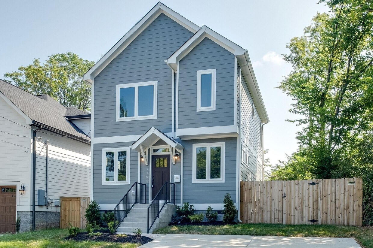 Foto principal - 1400 14th Ave N