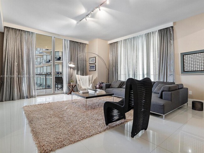 Building Photo - 9705 Collins Ave