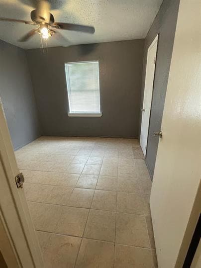 Building Photo - 6215 Tierwester St