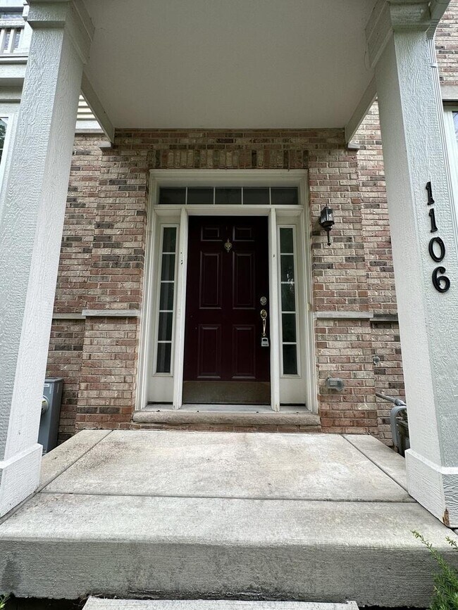 Building Photo - 1106 Tuscany Dr