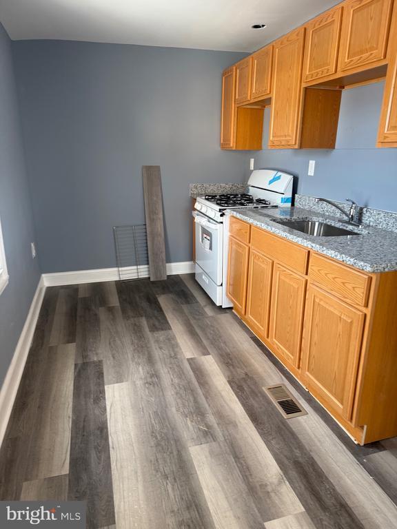 Foto del edificio - 702 Astor St