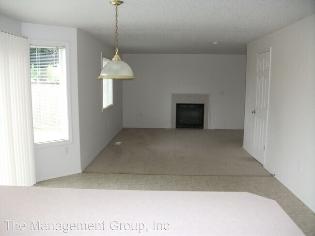 Foto del edificio - 3 br, 2.5 bath House - 617 NW 27th Avenue