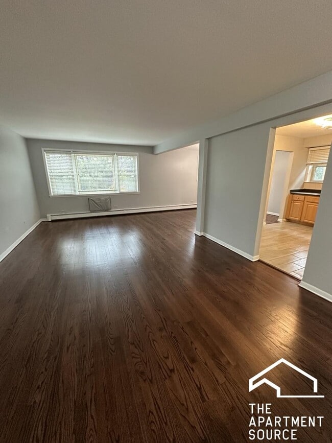 Building Photo - 8644 Skokie Blvd