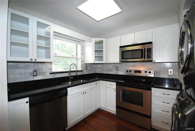 Foto del edificio - 1615 Thrush Terrace