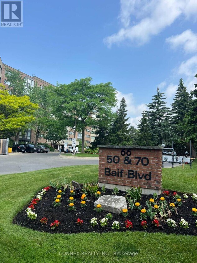 Primary Photo - 50-150 Baif Blvd