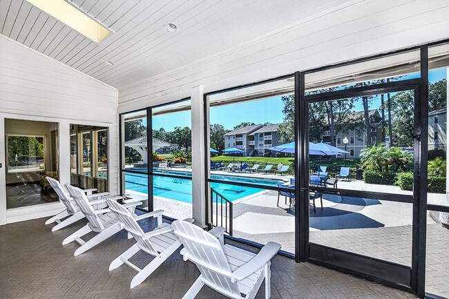 Covered Poolside Patio Area - The Waterford at Mandarin Apartments