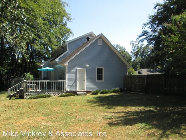 Building Photo - 3 br, 2 bath House - 272 Hillbrook Drive
