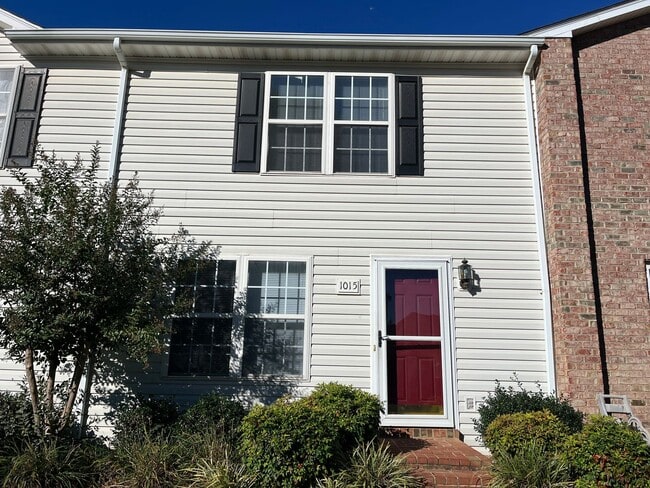 Photo - 1015 Blake Court Townhome