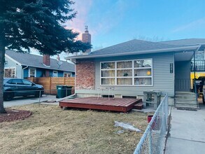 Building Photo - 221 Avenue D