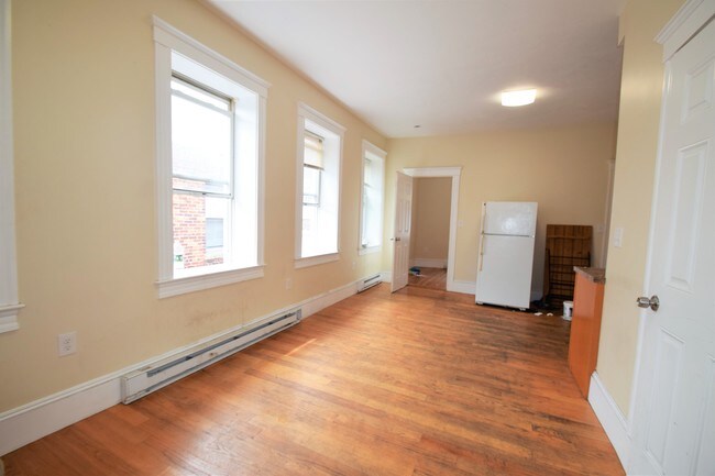 Foto del edificio - 887 Huntington Ave