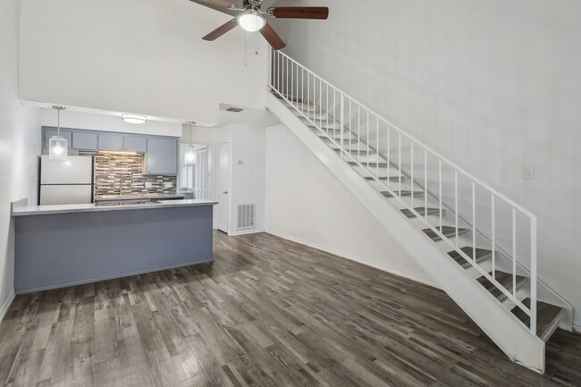 Building Photo - Hampton Townhomes