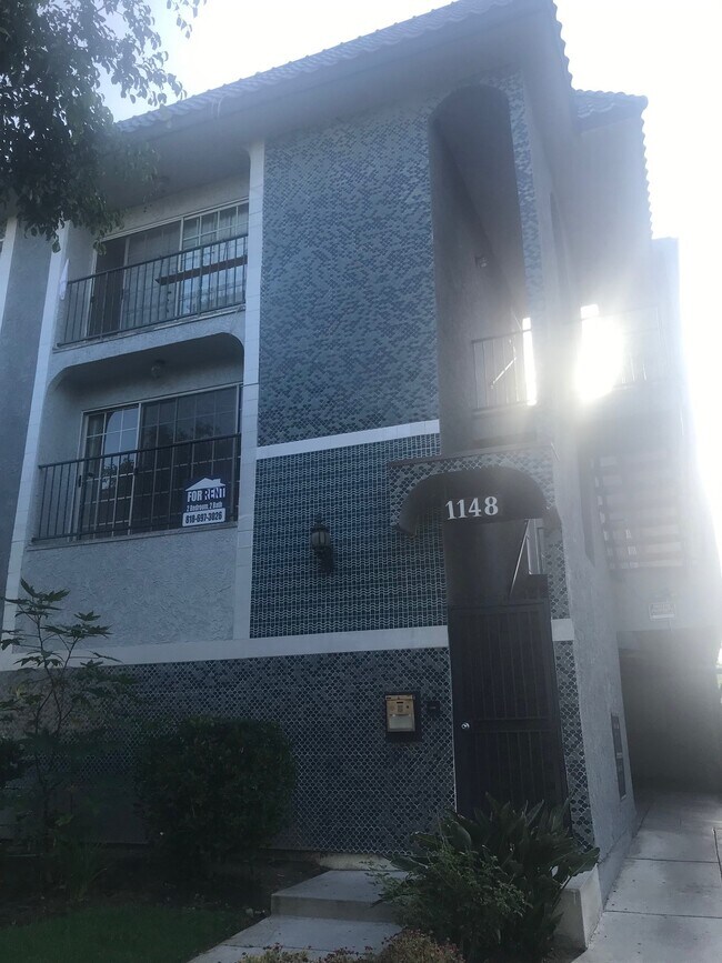 Foto del edificio - 1148 San Rafael Ave