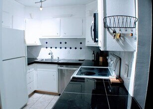 Building Photo - 55 Tall Oaks Dr