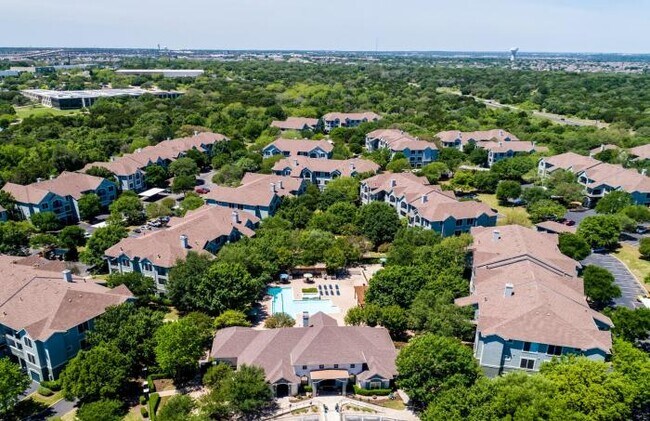 Building Photo - 3 bedroom in Cedar Park TX 78717