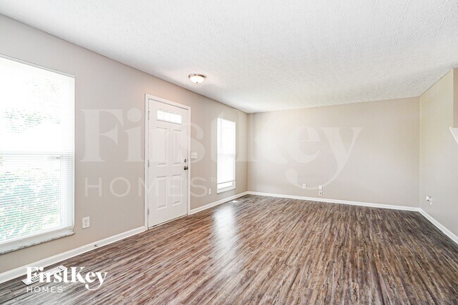 Foto del edificio - 7272 Moonbay Ct