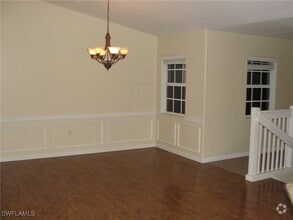 Building Photo - 1295 Henley St