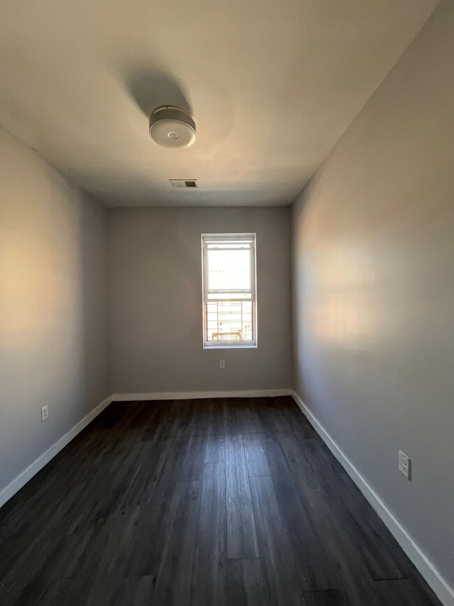 Foto del edificio - 73 Martin Luther King Jr Dr