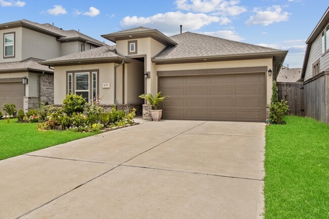 Building Photo - 8735 Morris Wds Dr