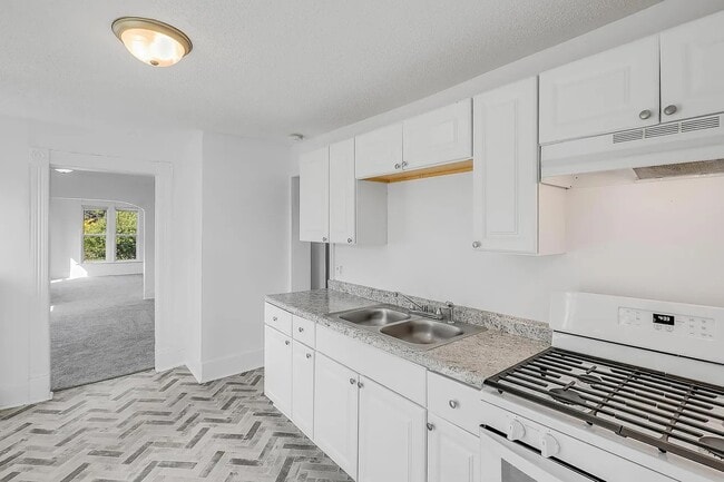 Foto del edificio - 2124 Fremont Ave N