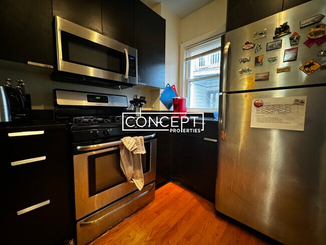 Foto del edificio - 14 Parker Hill Ave