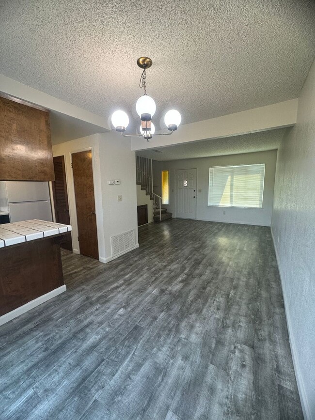 Photo - Two Bedroom Townhome Available For Immedia...