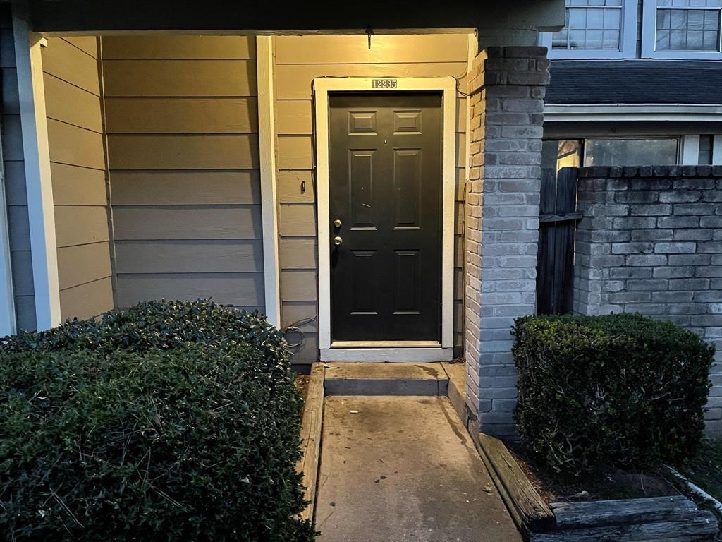 Primary Photo - 12235 Sandpiper Dr