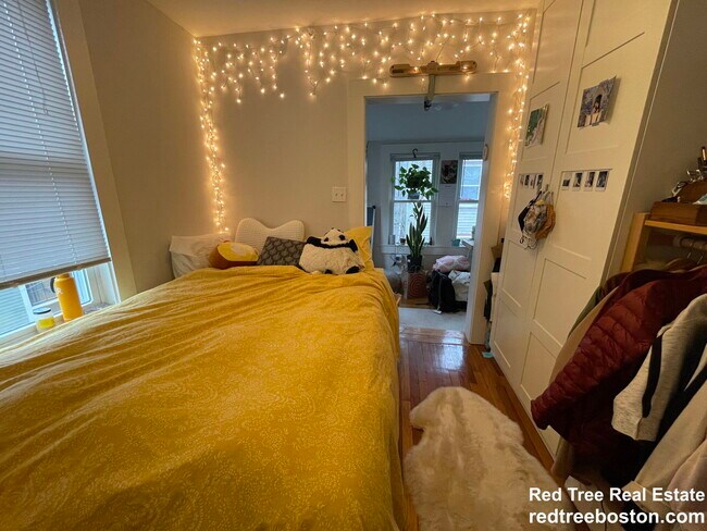 Foto del edificio - 7 Riverside Pl