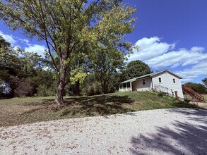 Building Photo - 2462 Lahmeyer Rd