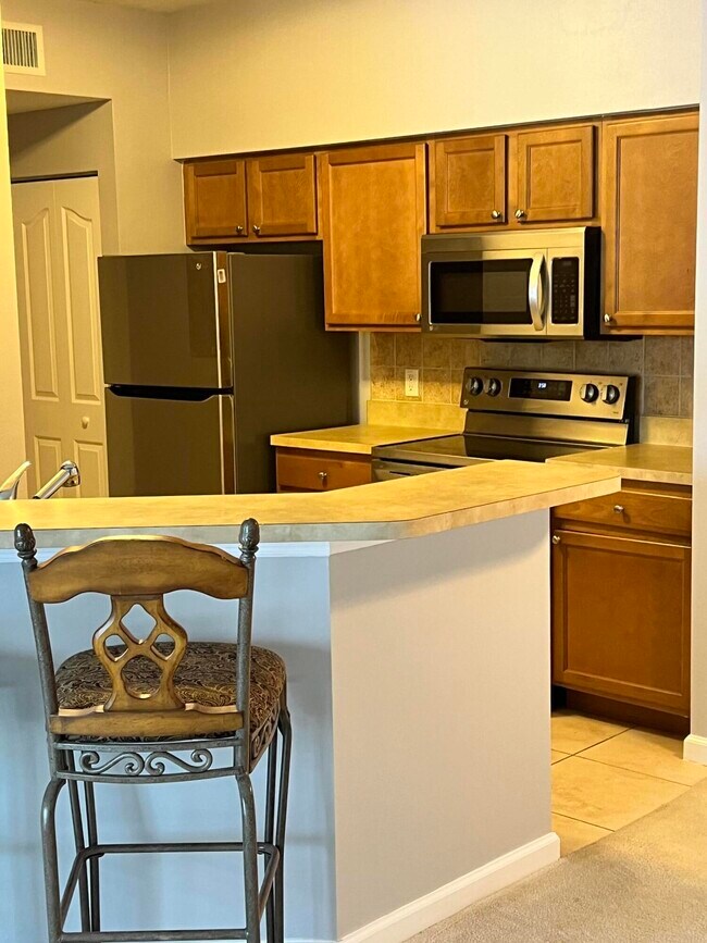 8210 Myrtlewood Cir W, Palm Beach Gardens, FL 33418 Condo for Rent in