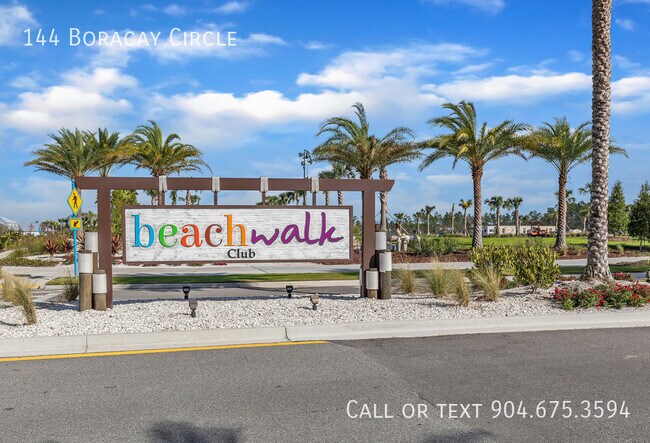 Foto del edificio - Enjoy Resort Style Living at Beachwalk.  A...