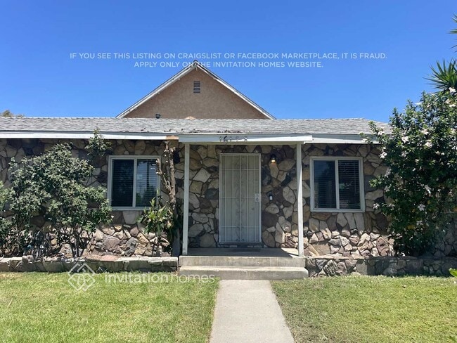 Building Photo - 16158 Randall Ave