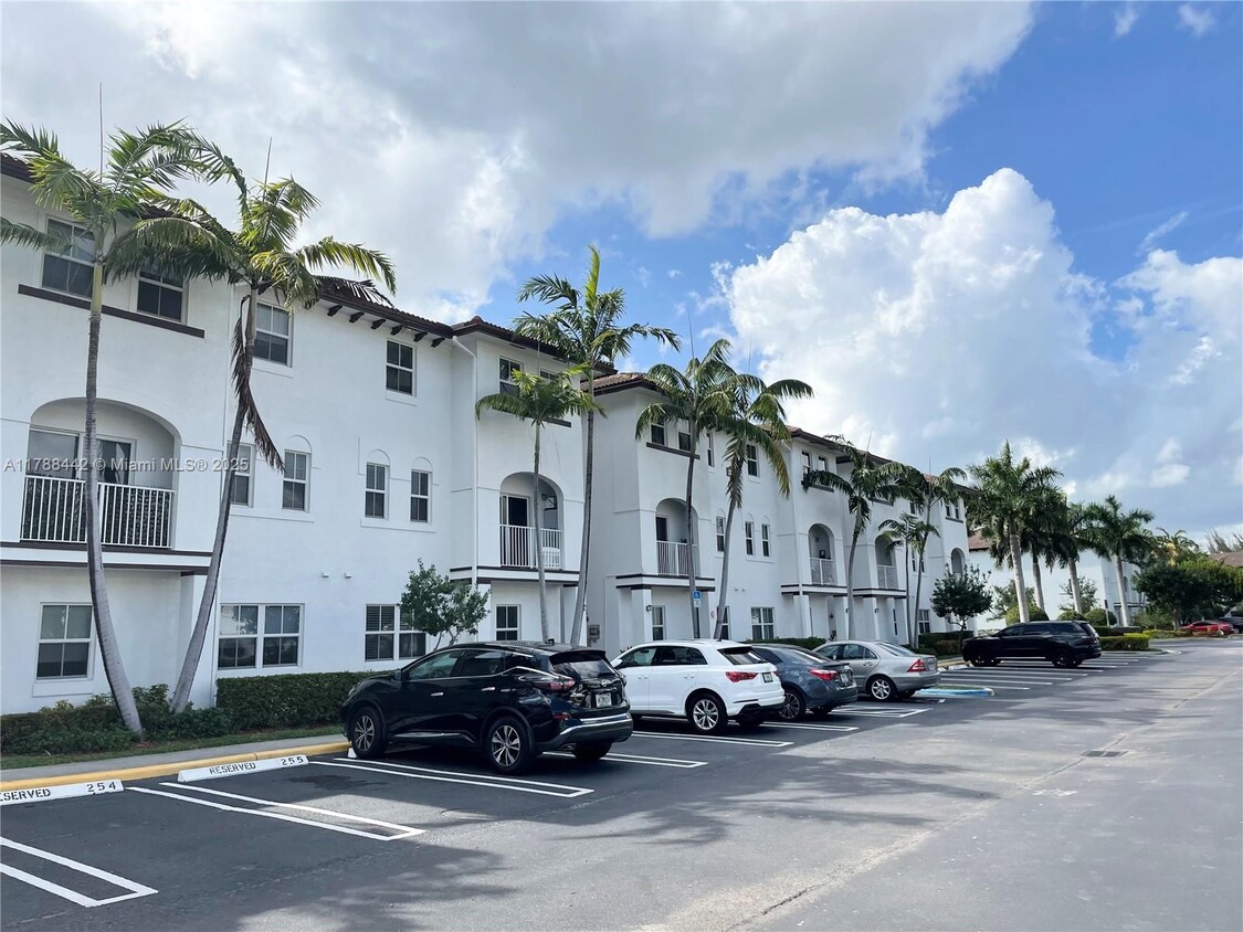 Primary Photo - 8850 NW 97th Ave