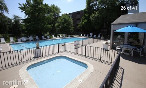 Foto del edificio - 2200 Cherry Ln