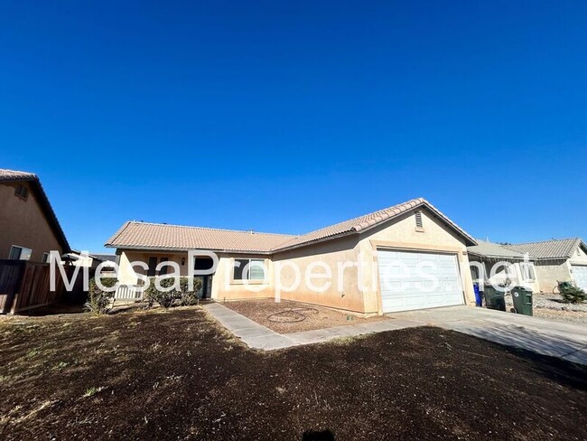 Building Photo - 15426 Lassen Dr