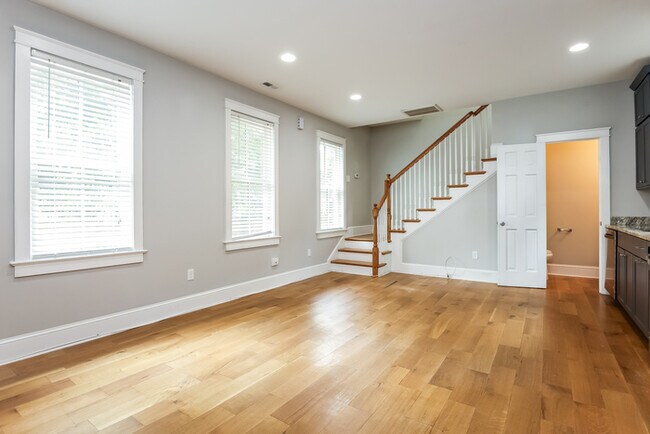 Foto del edificio - 263 Rutledge Ave