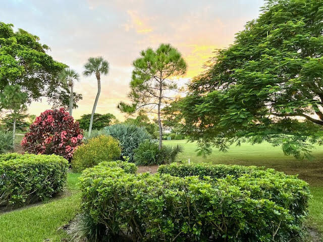 Foto del edificio - 15774 Loch Maree Ln