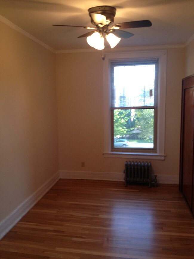 Foto del edificio - 322-330 W Washington Blvd