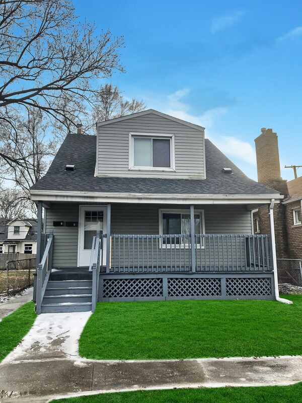 Primary Photo - 55 E Glenwood Ave