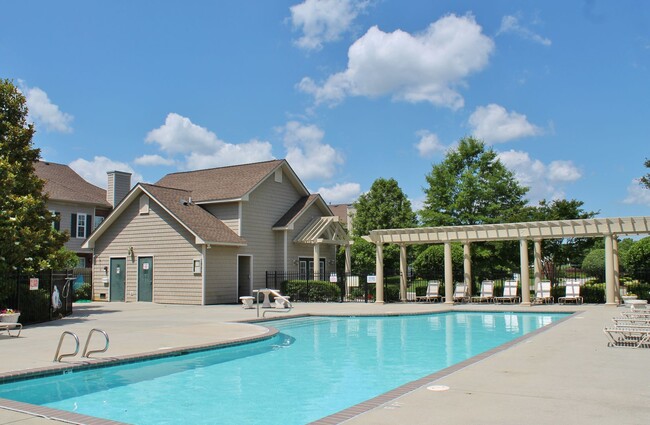 Foto del edificio - Ridgely Manor Condo! Some Utilities Includ...