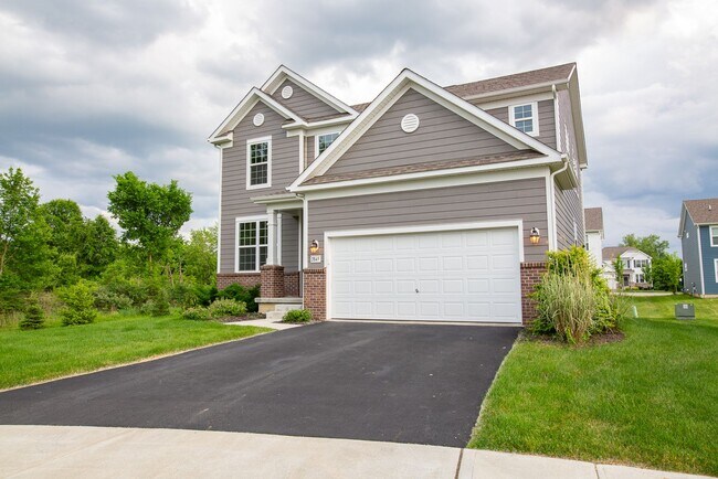 Building Photo - 2845 Beechwood Dr