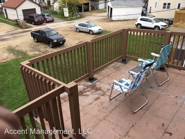 Building Photo - 5 br, 2 bath Room For Rent - 1508 Adams St