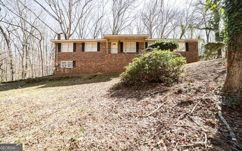 Building Photo - 325 Segrest Cir