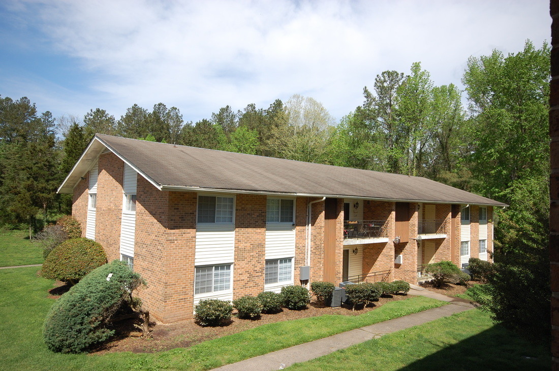Primary Photo - 1600 Anderson St