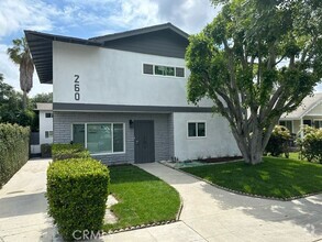 Building Photo - 260 Linda Rosa Ave