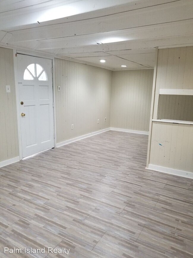 Building Photo - 2 br, 2 bath House - 2307 Lewis St