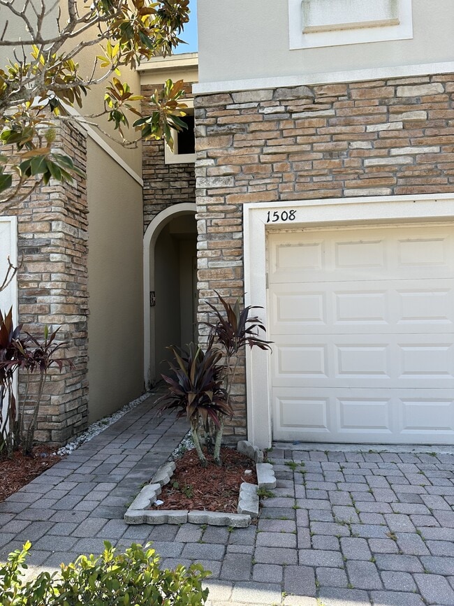 Building Photo - 1508 Portofino Meadows Blvd