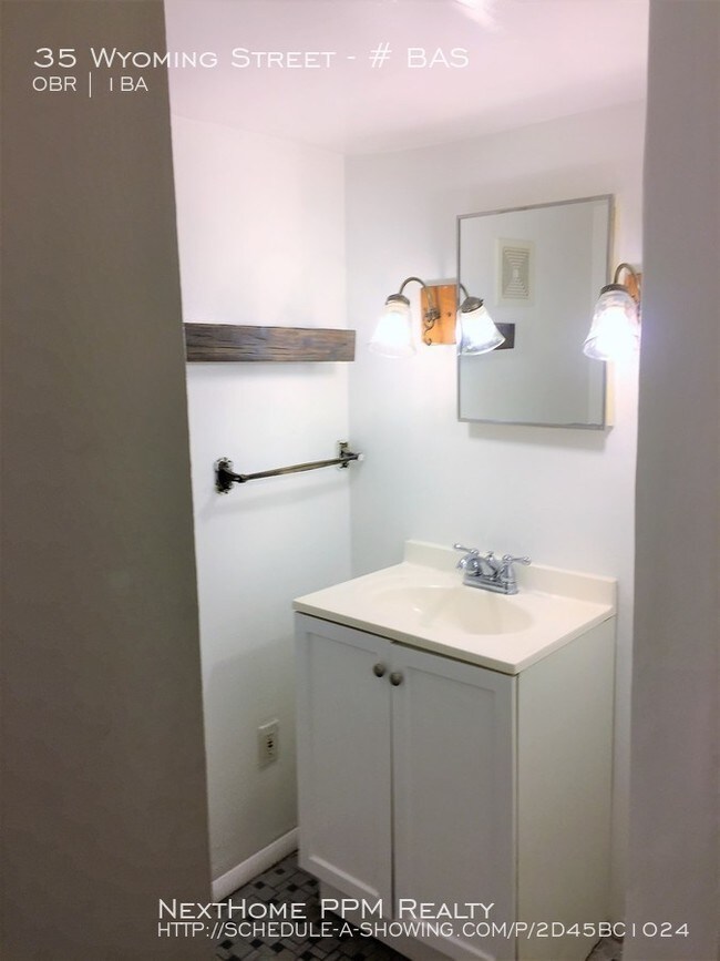 35 Wyoming St Unit BAS, Pittsburgh, PA 15211 Apartment for Rent in