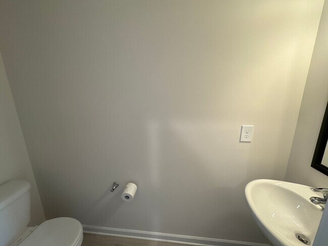 Foto del edificio - 815 Delta Ln